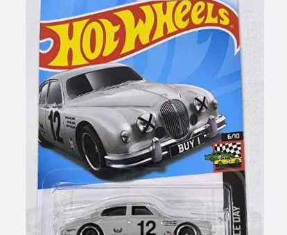 2024 Hot Wheels HW Race Day Jaguar MK1 Online now